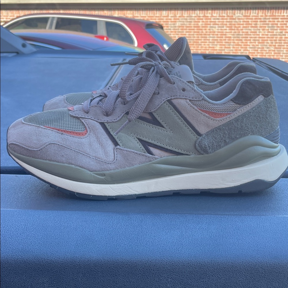 New Balance Men's Multi-Color Sneakers